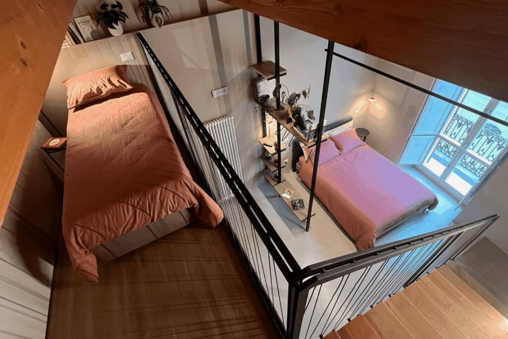 Apartment Synesthesia